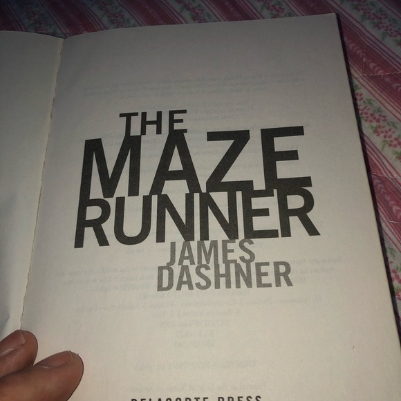 The Maze Runner Book by James Dashner - Picture 5 of 8